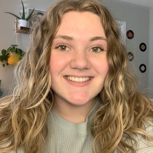 Meet your Posher, Hope